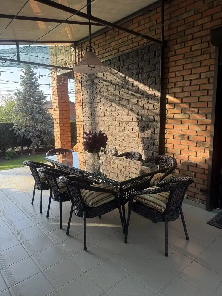 AIKO DECO 8 o‘rinli bog‘ mebellari to‘plami, 1 ta stol va 8 ta kreslo