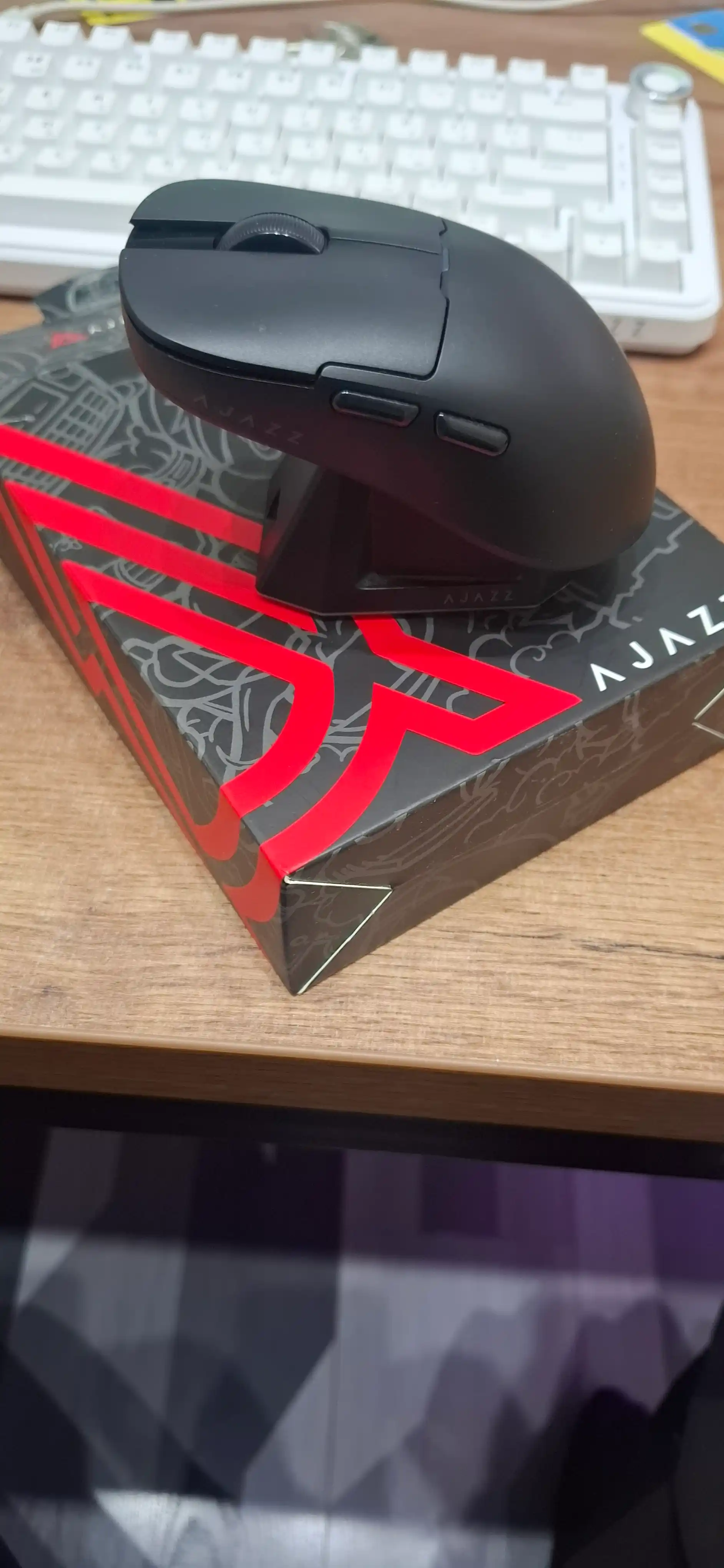 Игровая мышь AJAZZ AJ179 PRO, беспроводная, с RGB док-станцией, 26000 DPI, 8000 Гц