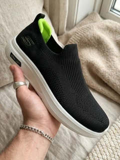 Qora