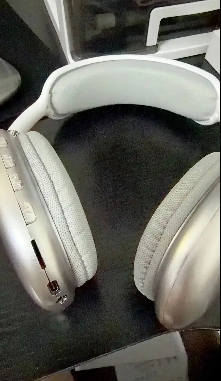 Simsiz Bluetooth quloqchinlar P9, to'liq o'lchamli, mikrofonli