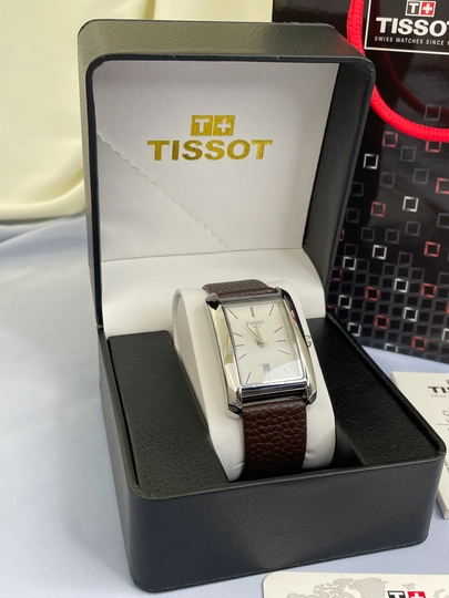 Мужские наручные часы Tissot, классическая кварцевая модель, отличный выбор в качестве — IWATCHE-45W0046-КОРИЧН