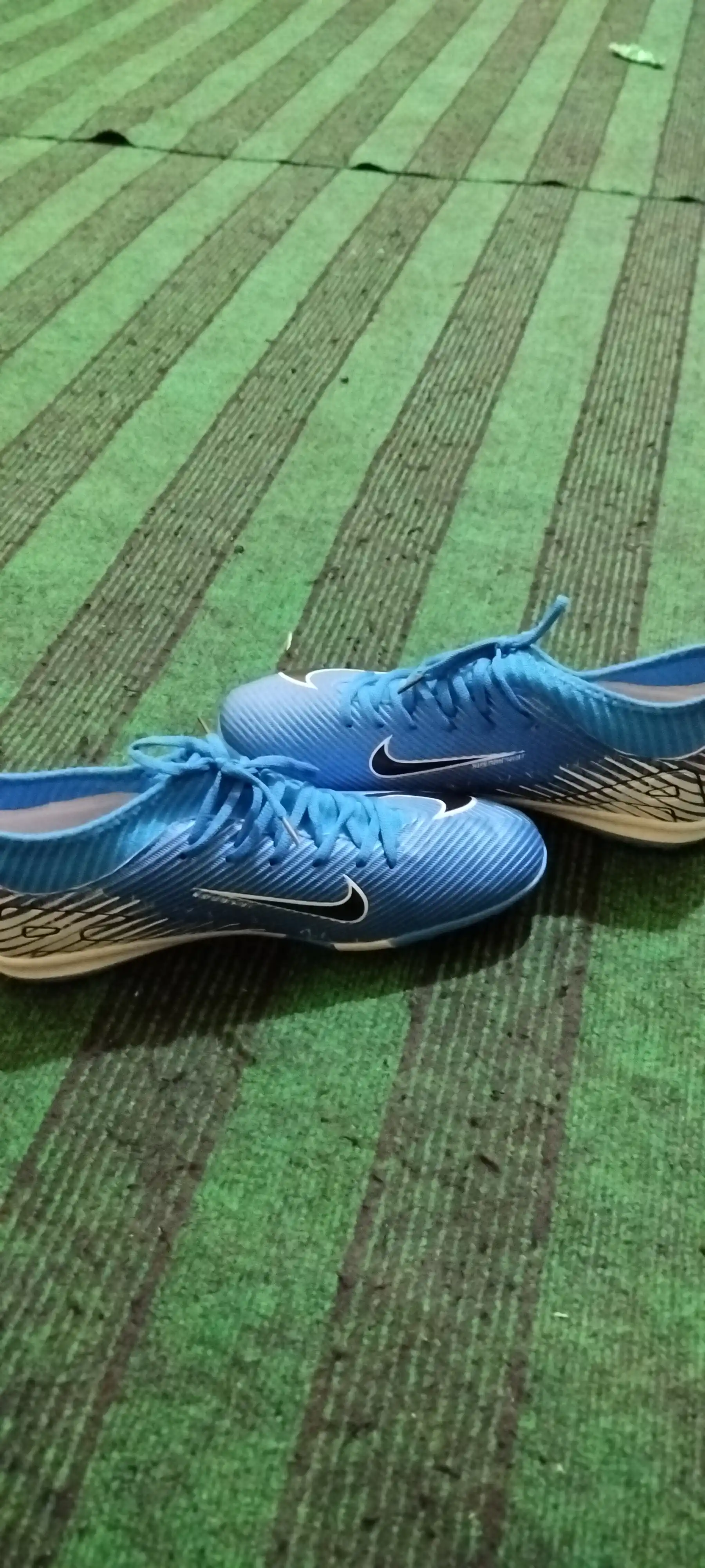 Футбольные кеды «Сороконожка» FlyKnit, мужские и подростковые, 39–45