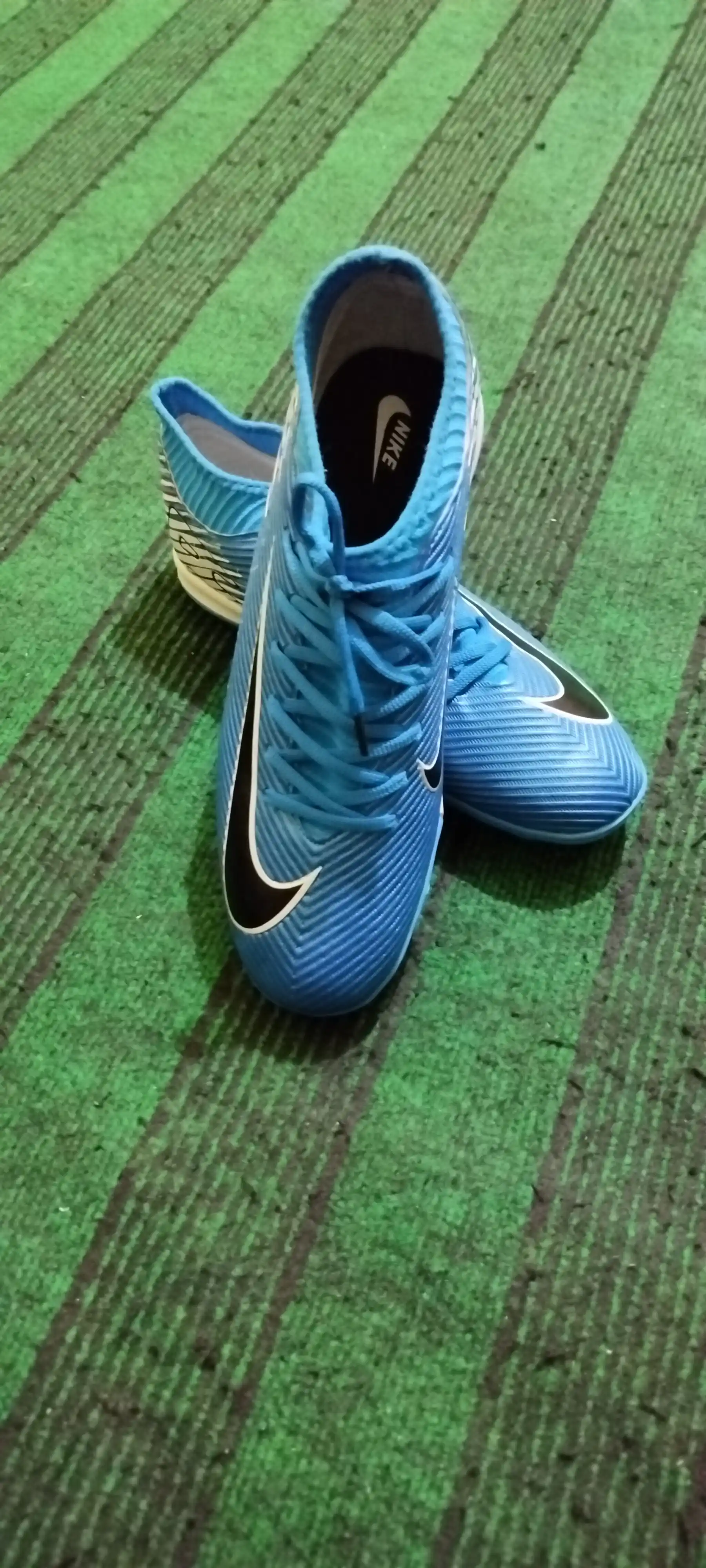Футбольные кеды «Сороконожка» FlyKnit, мужские и подростковые, 39–45