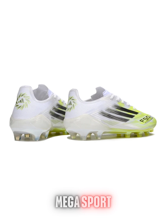 Adidas F50 Elite futbol butsalari - maksimal tezlik va nazorat