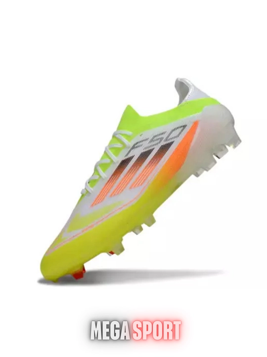 Adidas F50 Elite futbol butsalari - maksimal tezlik va nazorat