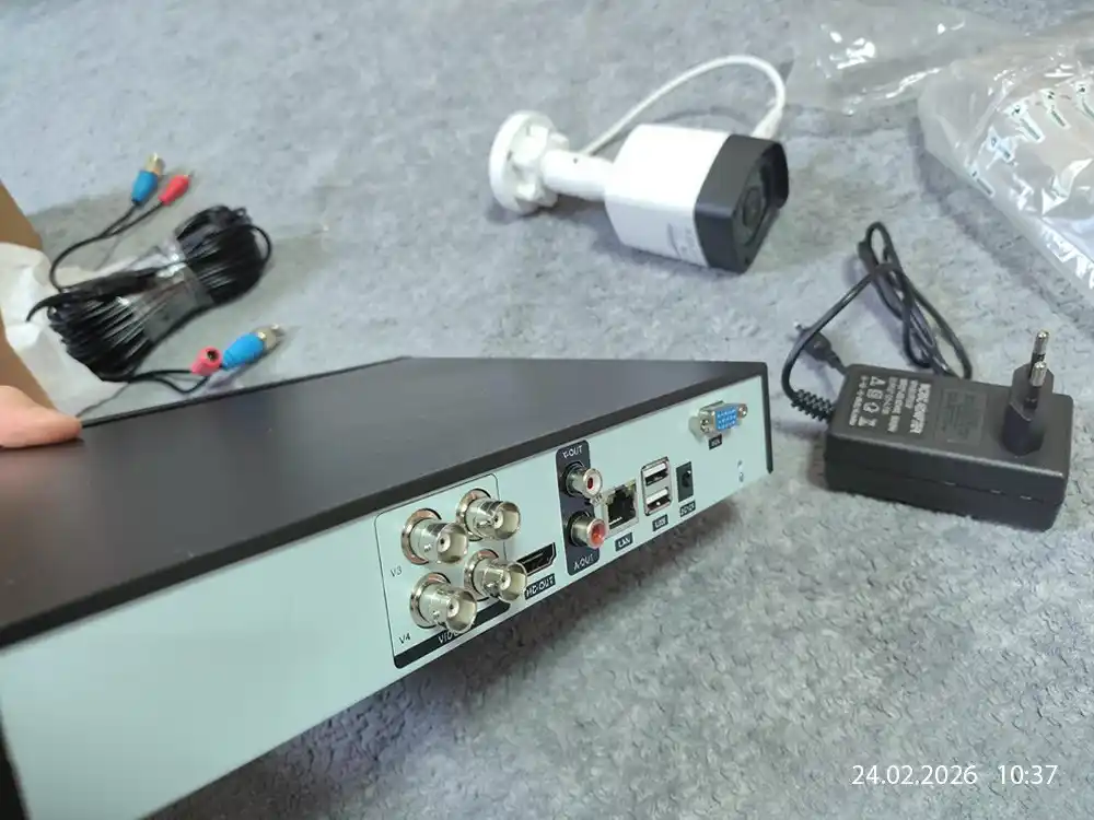 Комплект видеонаблюдения CCTV, 4 в 1