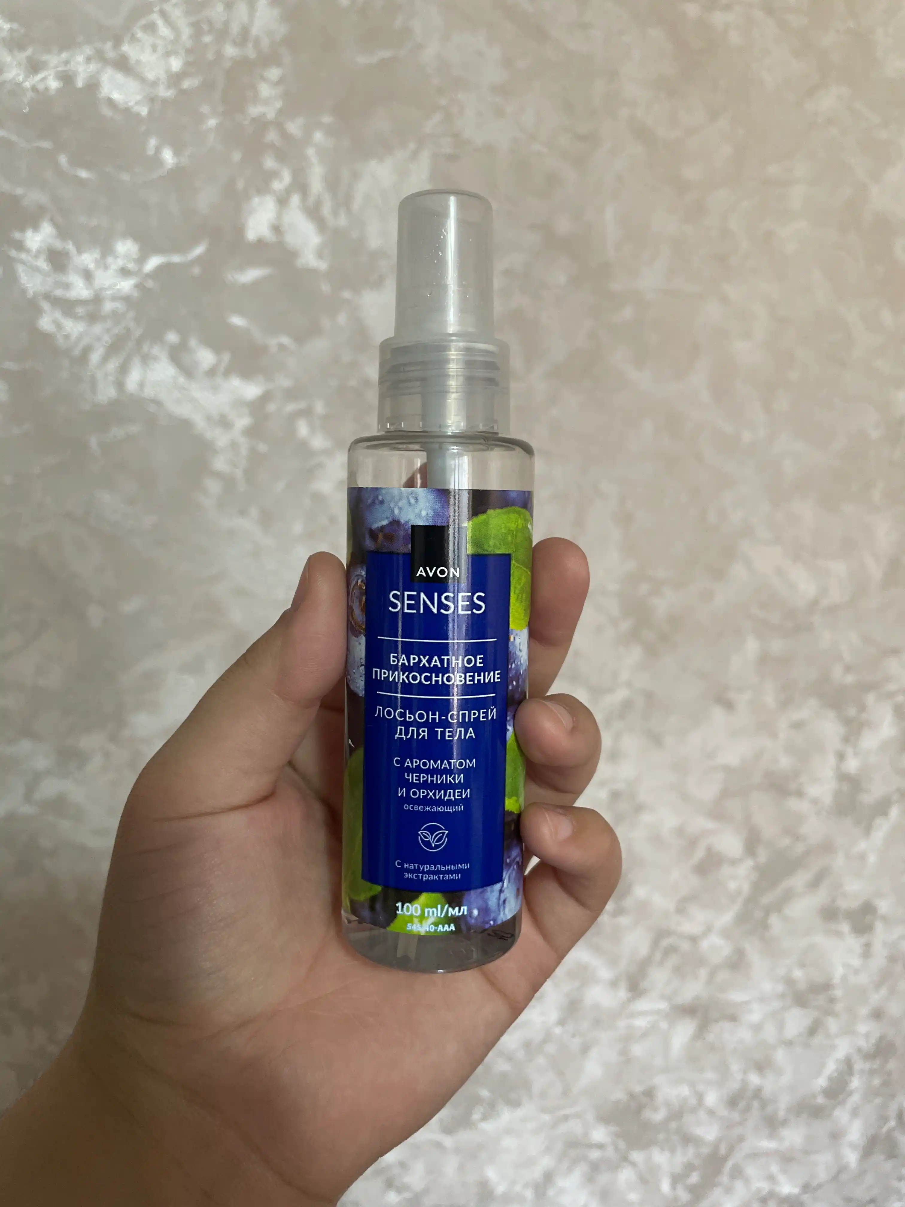 Tana uchun "Avon Senses" "Baxmal teginish" spreyi, 100 ml