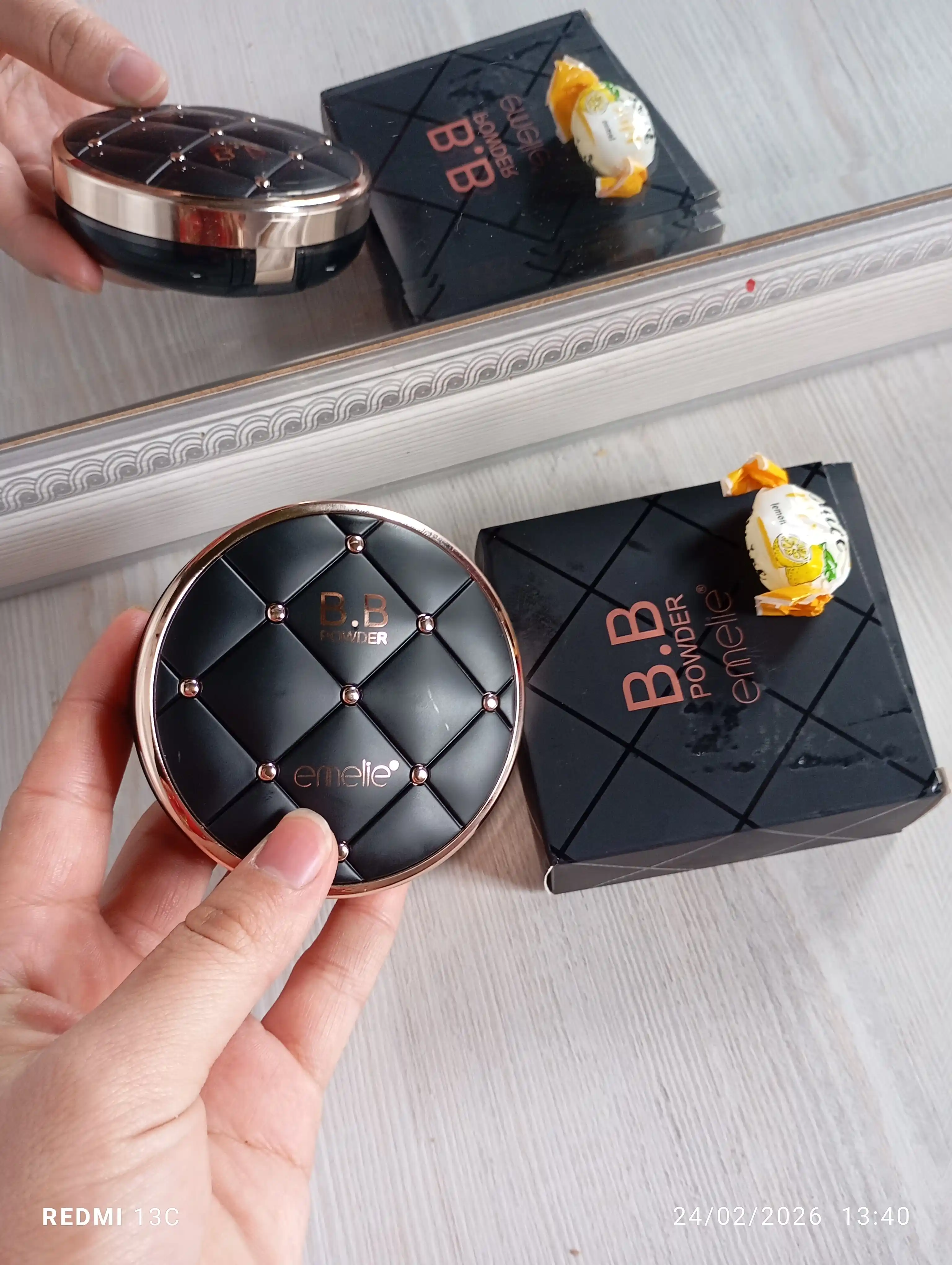 Пудра для лица Emelie BB/HD компактная Matte Powder, SPF, матовая, стойкая