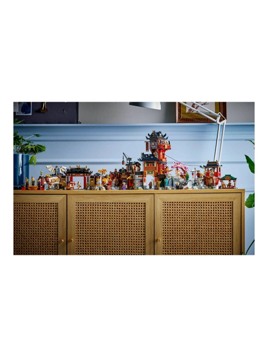 Конструктор LEGO NINJAGO Старый город: 15-летний юбилей 71861