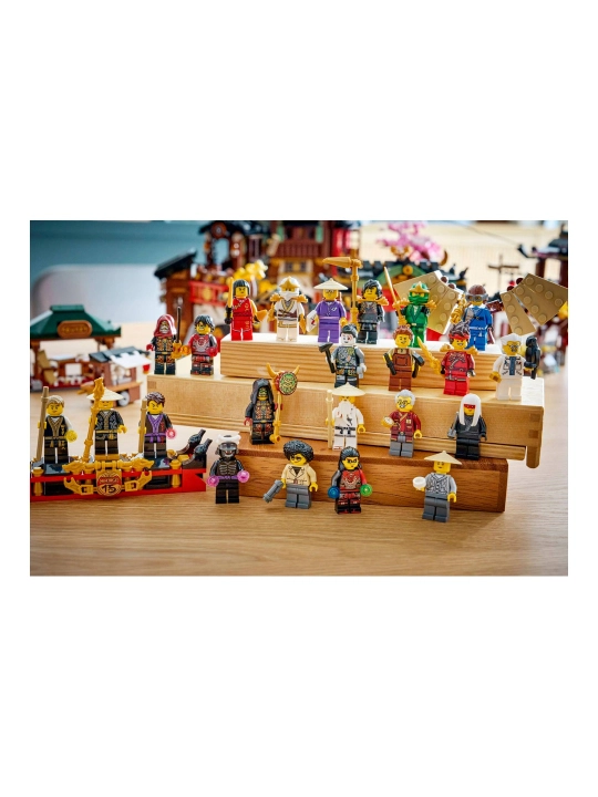 Конструктор LEGO NINJAGO Старый город: 15-летний юбилей 71861