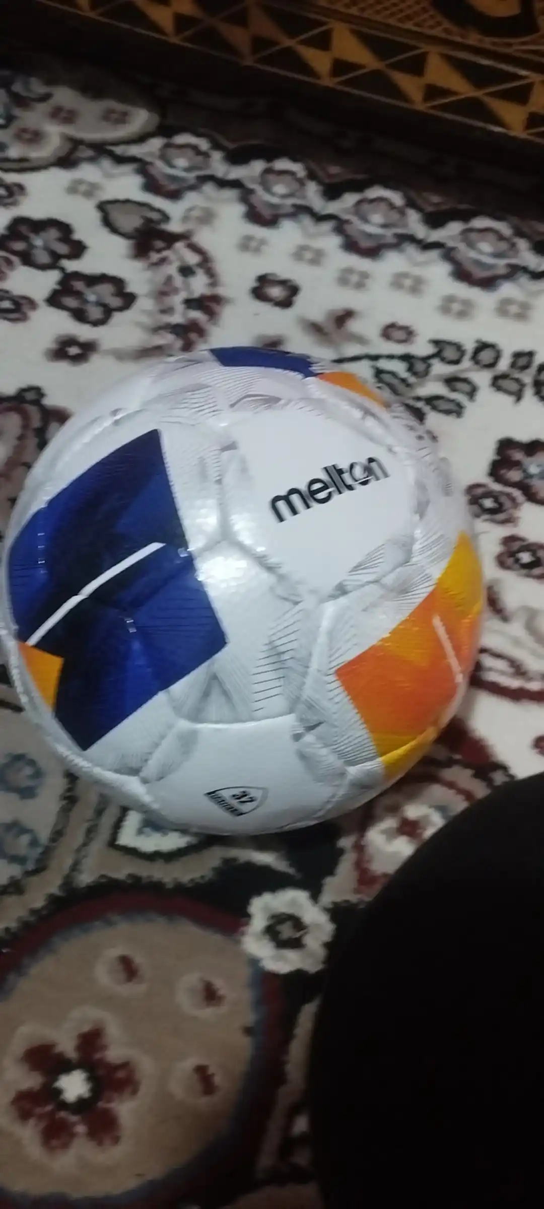 Molten professional futbol to‘pi, 5-o‘lcham
