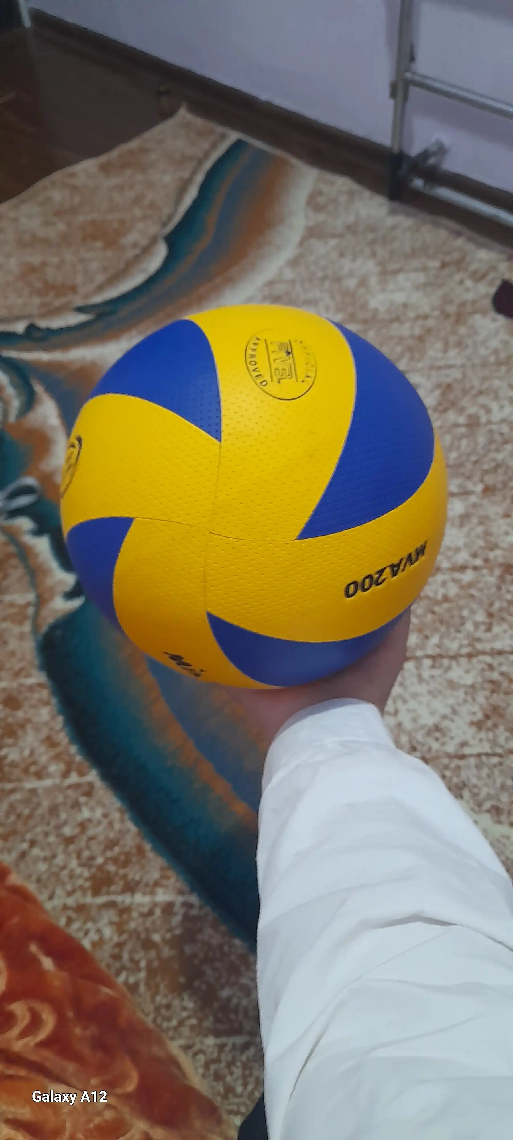 Voleybol to‘pi Mikasa №5 — mashg‘ulotlar va o‘yinlar uchun