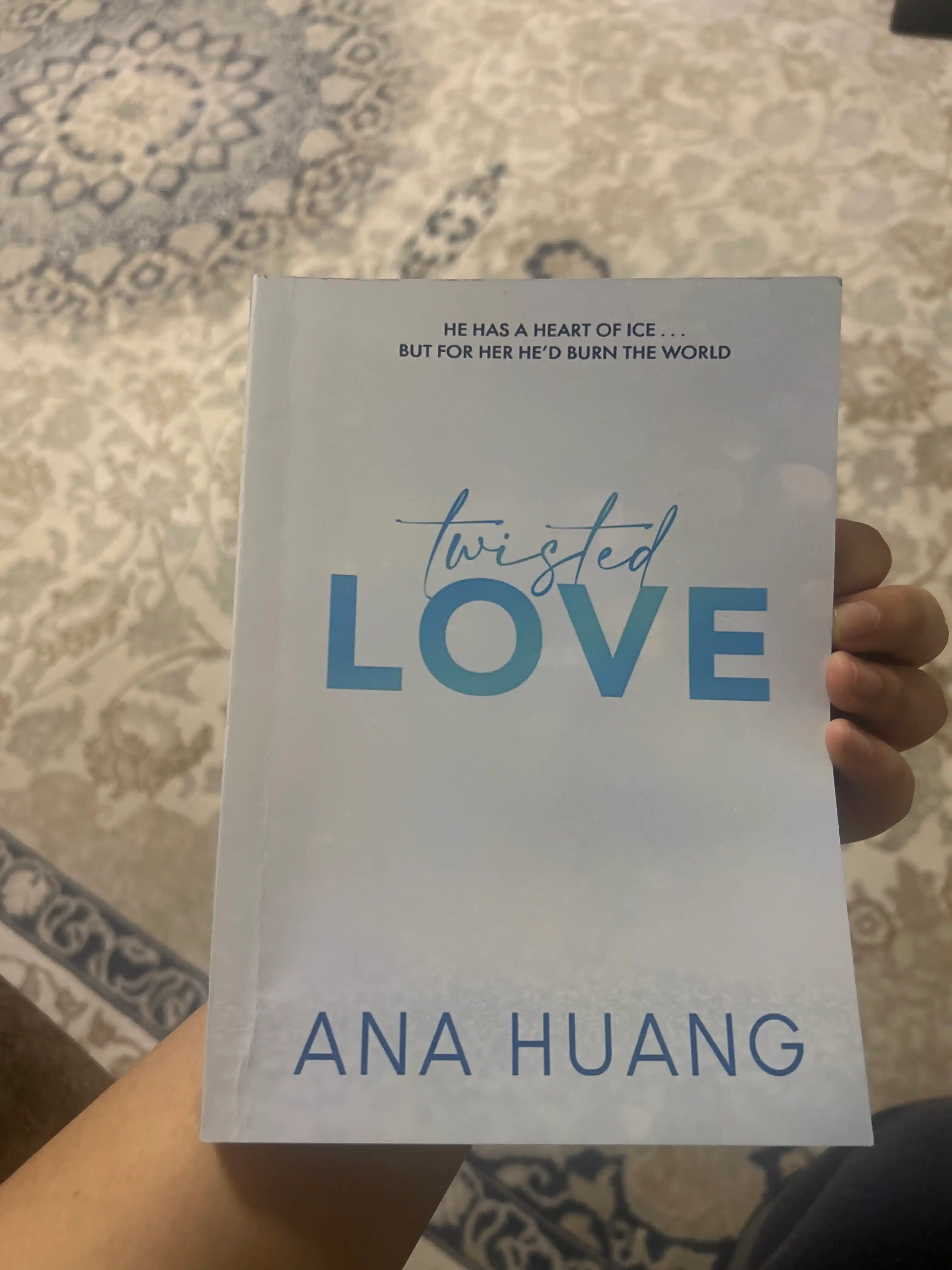 Twisted love, Ana Huang