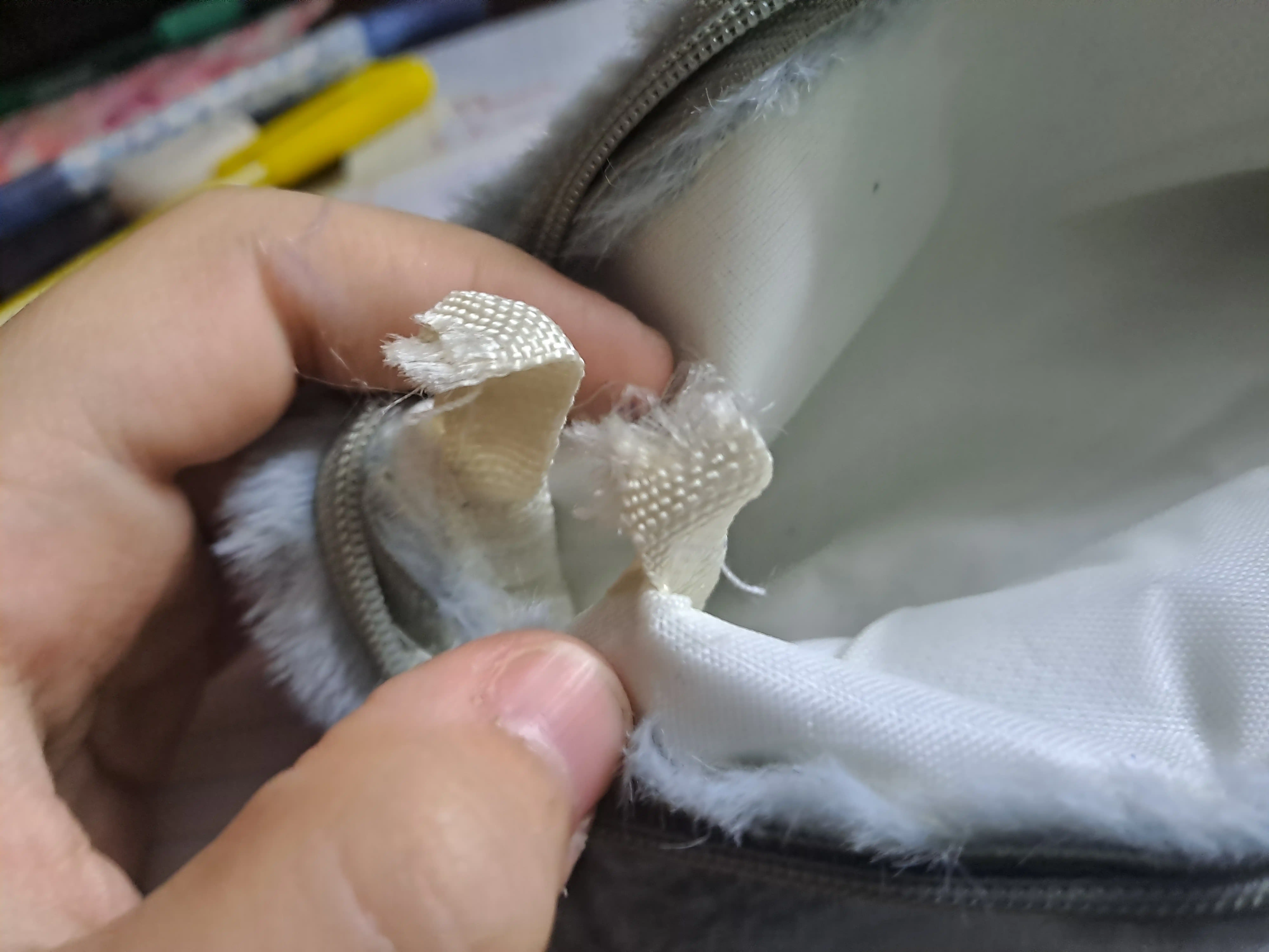 Plyush qalam qutisi, fermuarli kosmetik sumka, mo'ynali