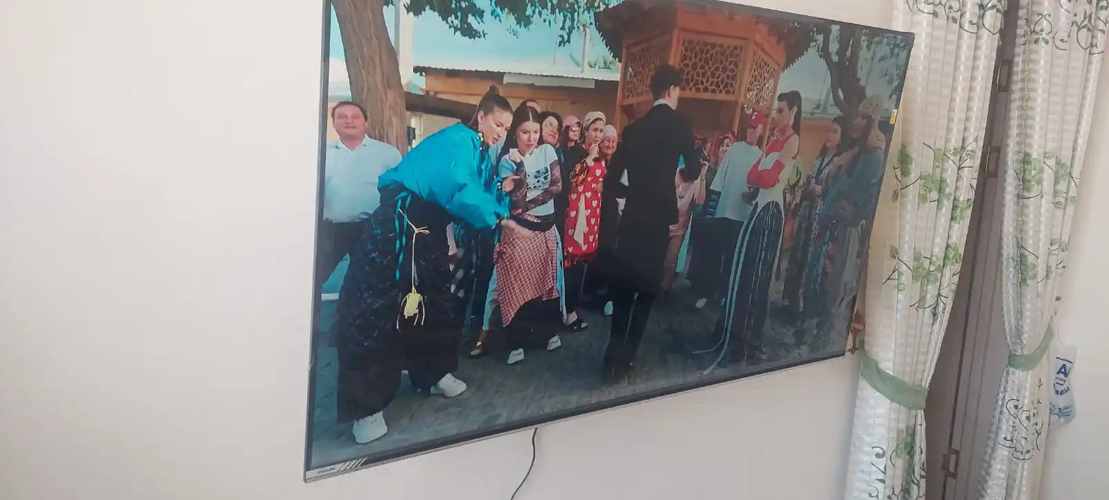 Devorga o'rnatiladigan kronshteyn, burilish va egilishni sozlash, NB P4