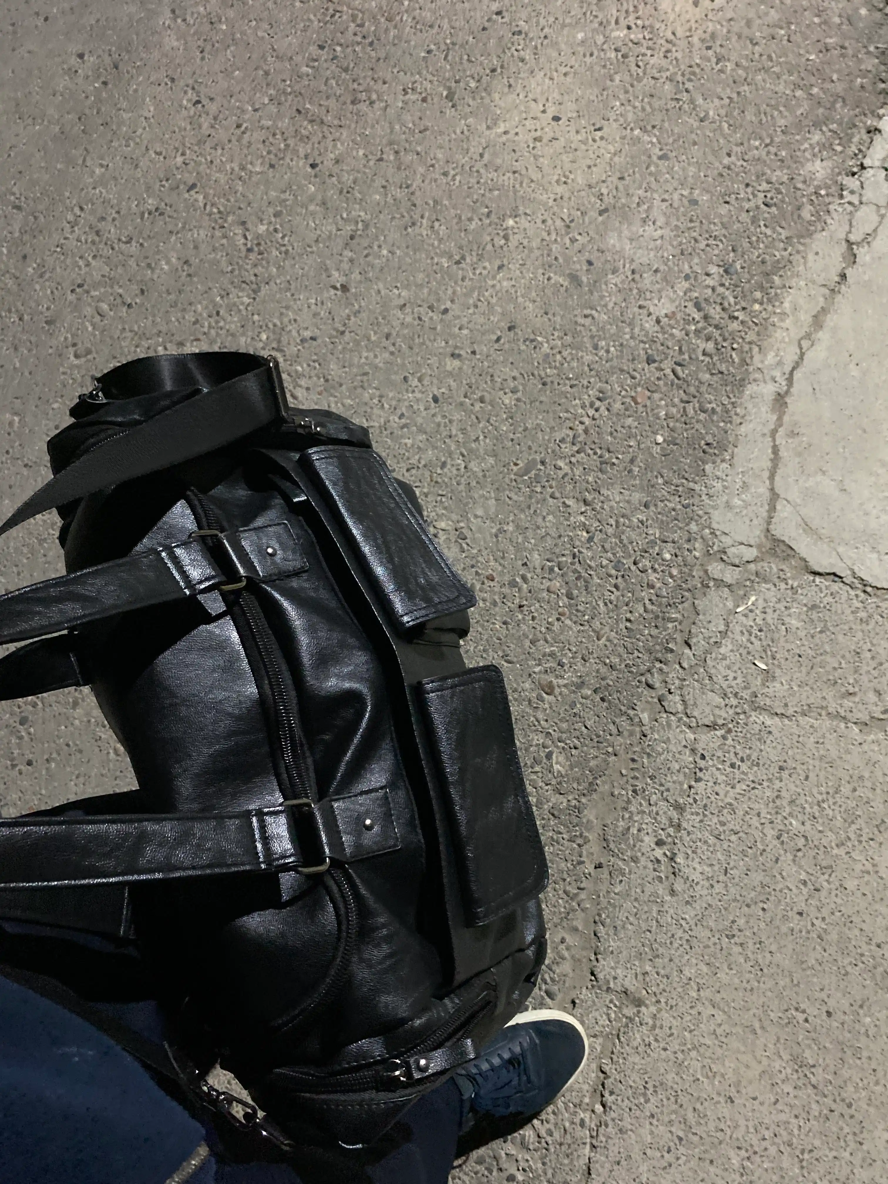 Ko‘p Maqsadli Charm Yo‘l Sumkasi – Sport, Ish, Sayohat va Kundalik Foydalanish Uchun