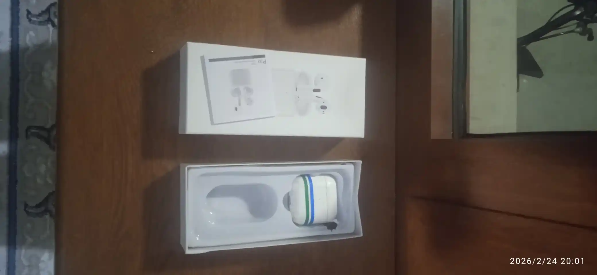 Quloqchinlar, faol ANC shovqinni kamaytirish funksiyasi, tiniq ovoz, sensorli boshqaruv