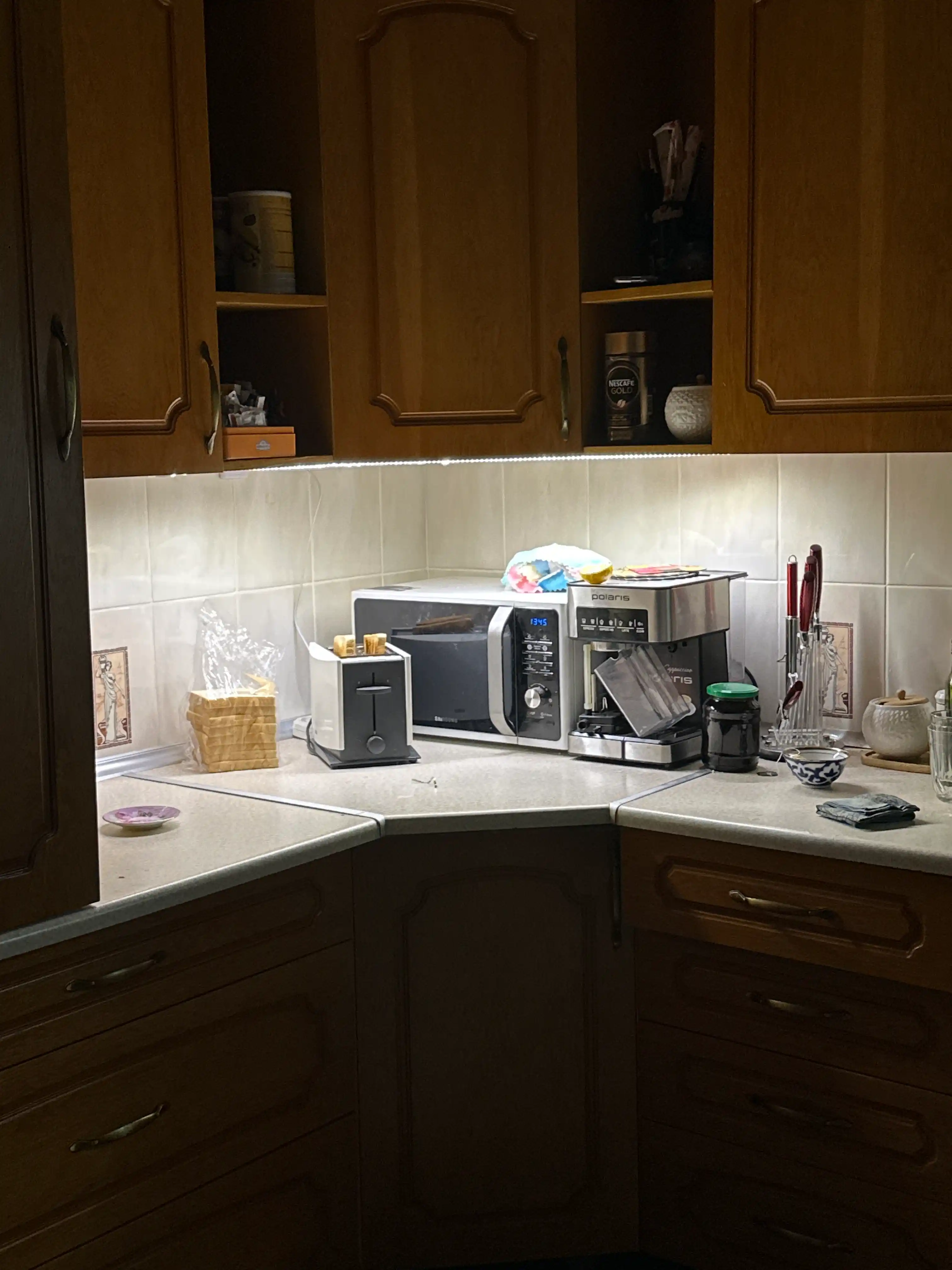 LED подсветка для рабочей зоны кухни, самоклеящаяся, 220V — 1 м, 2 м, 3 м, 4 м, 5 м
