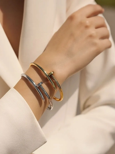 Женский набор браслетов в дизайне гвоздя и цветка, в стиле Cartier и Van Cleef
