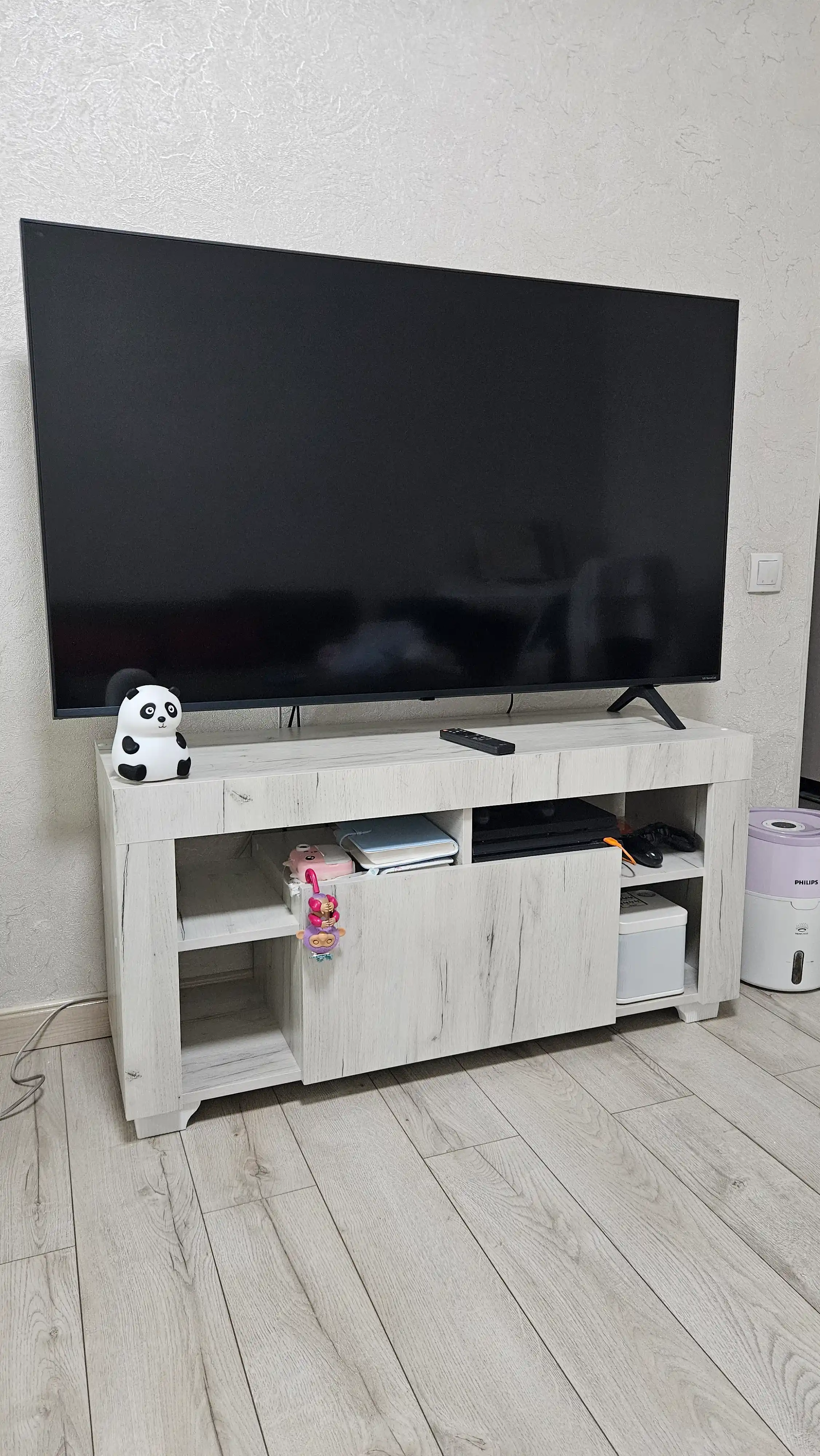 Televizor uchun tumba pоdstavka LEETO, polda turadigan, to'liq yig'ilgan, 110*55*35 см