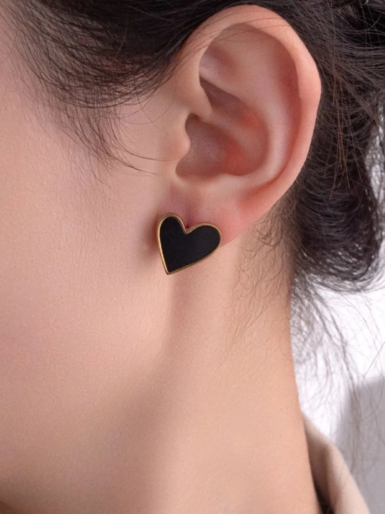 Elegant Black Heart серьги – красивый подарок для женщин