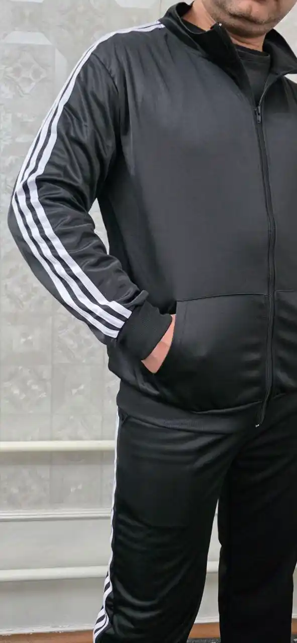 Erkaklar sport kostyumi bahor yozgi dvoyka kamplekt tepa-pas kiyim to'plami zamoqli model