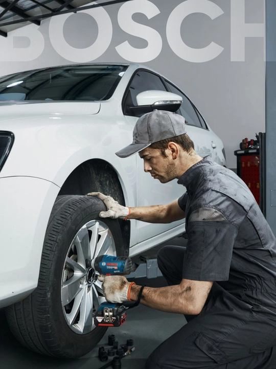 Bosch GDS 18V-400 zarbali gaykovyort, 18 V, 400 Nm, akkumulyatorsiz