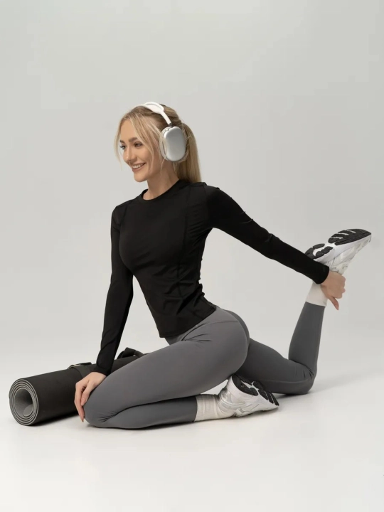 Фитнес одежда, SlimFit женская спортивная, рашгард, футболка