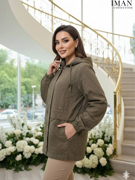 Vetrovka ayollar va qizlar uchun, kalta, yengil kurtkalar standart 46,48,50 o'lchamga mos