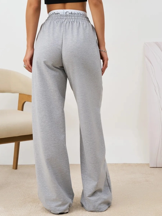 Ayollar va erkaklar sport shimlari, shalvar, triko, uniseks Calvin Klein, standart razmer