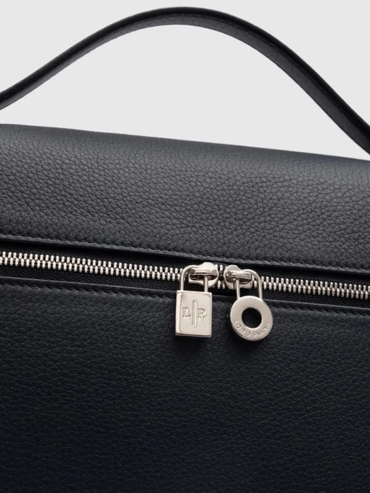 Ayollar uchun sumka Loro piano uslubida, cross-body