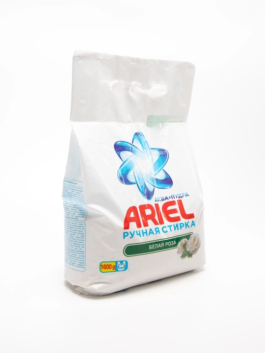 ARIEL qo‘l yuvish uchun kir yuvish kukuni Oq atirgul, 1,6 kg