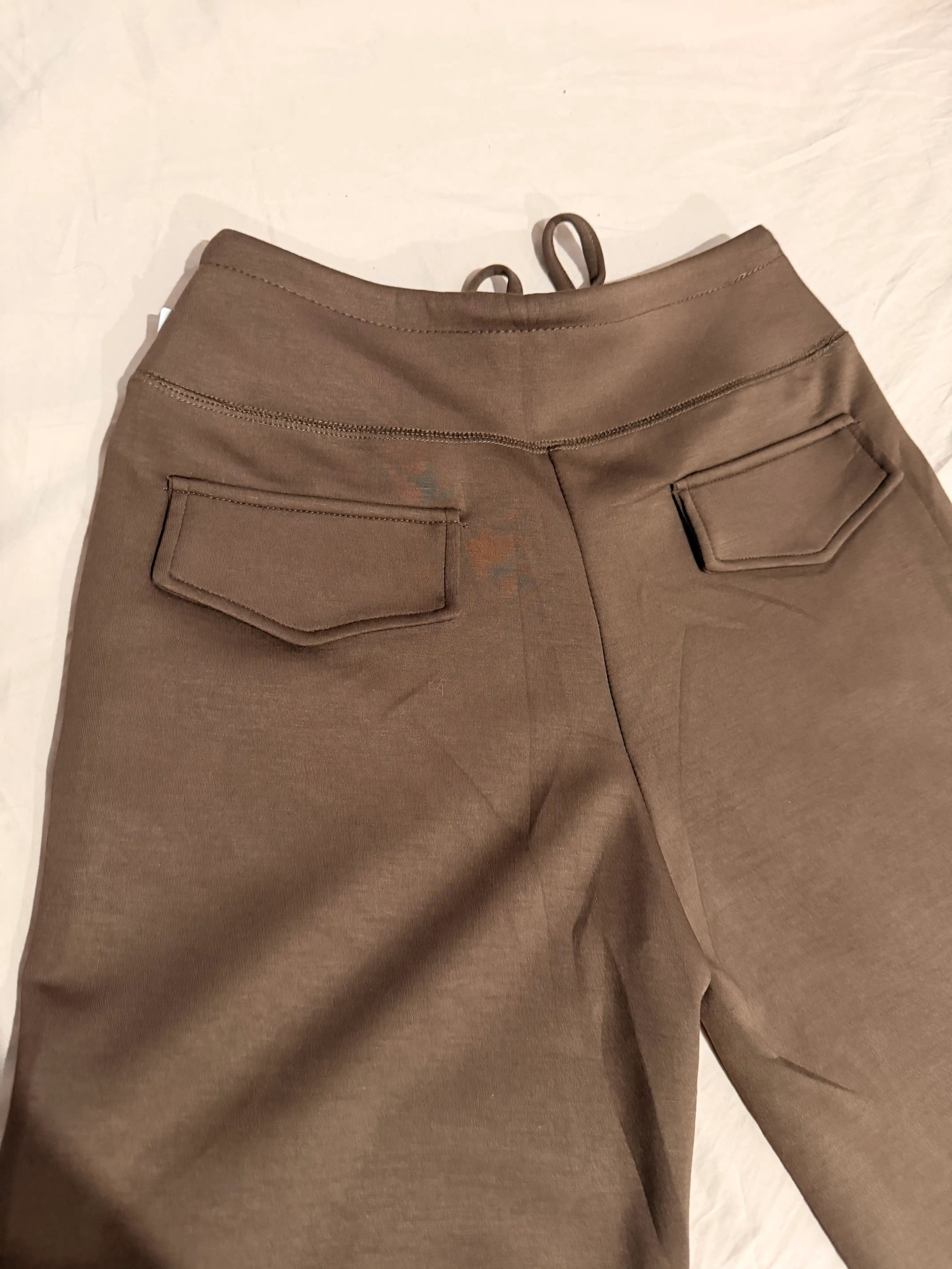 Shimlari ayollar uchun, keng bichimli sport shim: rezinali bel bog‘ich – ELLY FASHION