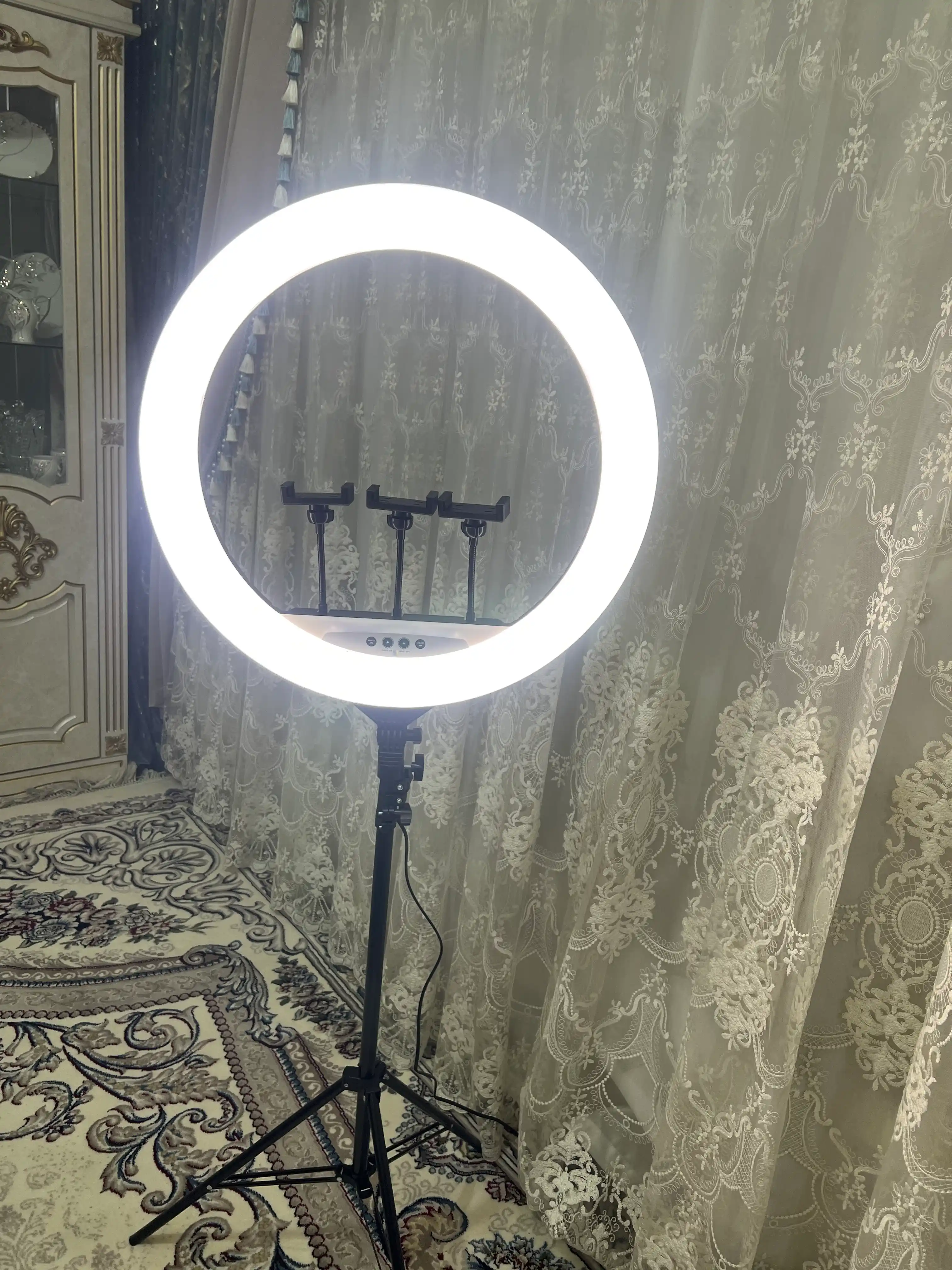 Selfi lampasi, halqali, RGB, LED, shtativ bilan, 210 sm BD 330