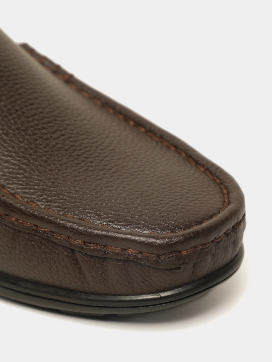 Clarks Erkaklar Charm Loafer Klassik Poyabzal, Jigarrang