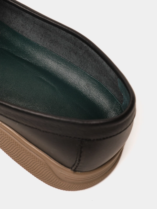 Clarks Erkaklar Charm Loafer Klassik Poyabzal, Qora 