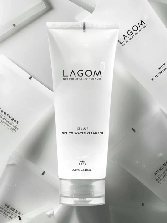 Деликатный очищающий гель для чувствительной кожи Lagom Cellup Gel To Water Cleanser - 