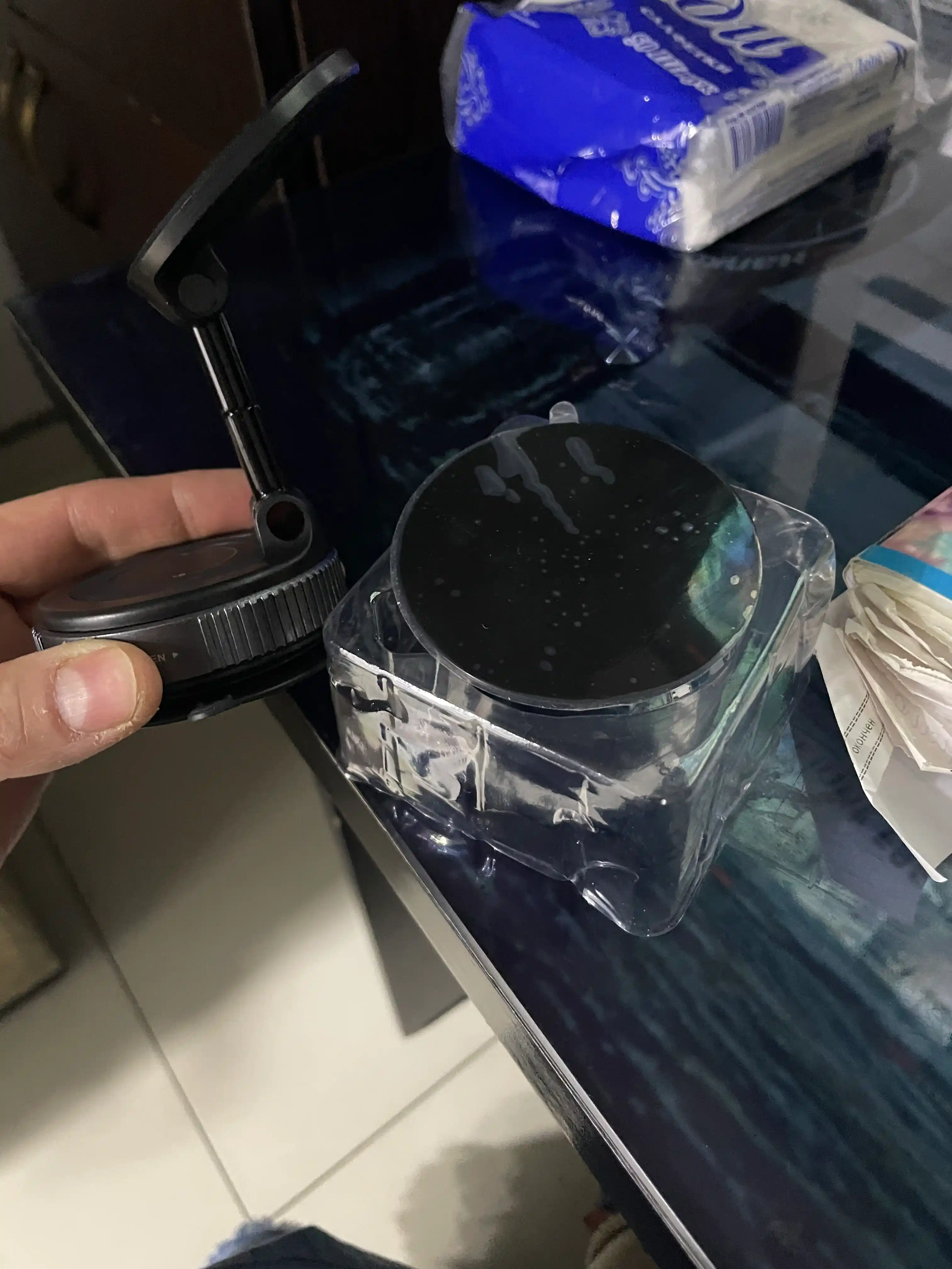 Vakuumli magnit telefon ushlagichi — kuchli magnit, buklanadigan, avto va uy uchun