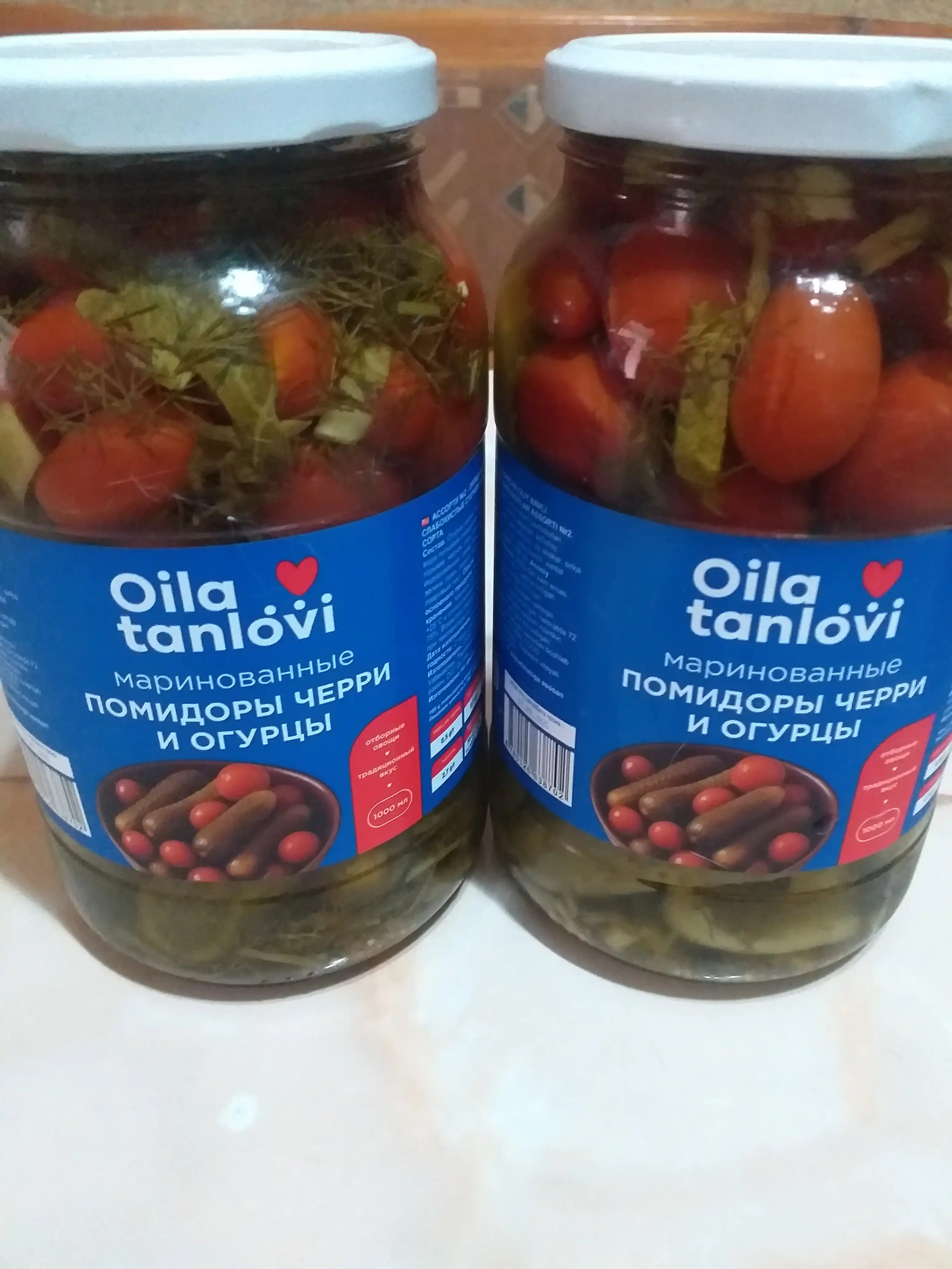 Маринованные огурцы и помидоры Oila Tanlovi, 1000 мл