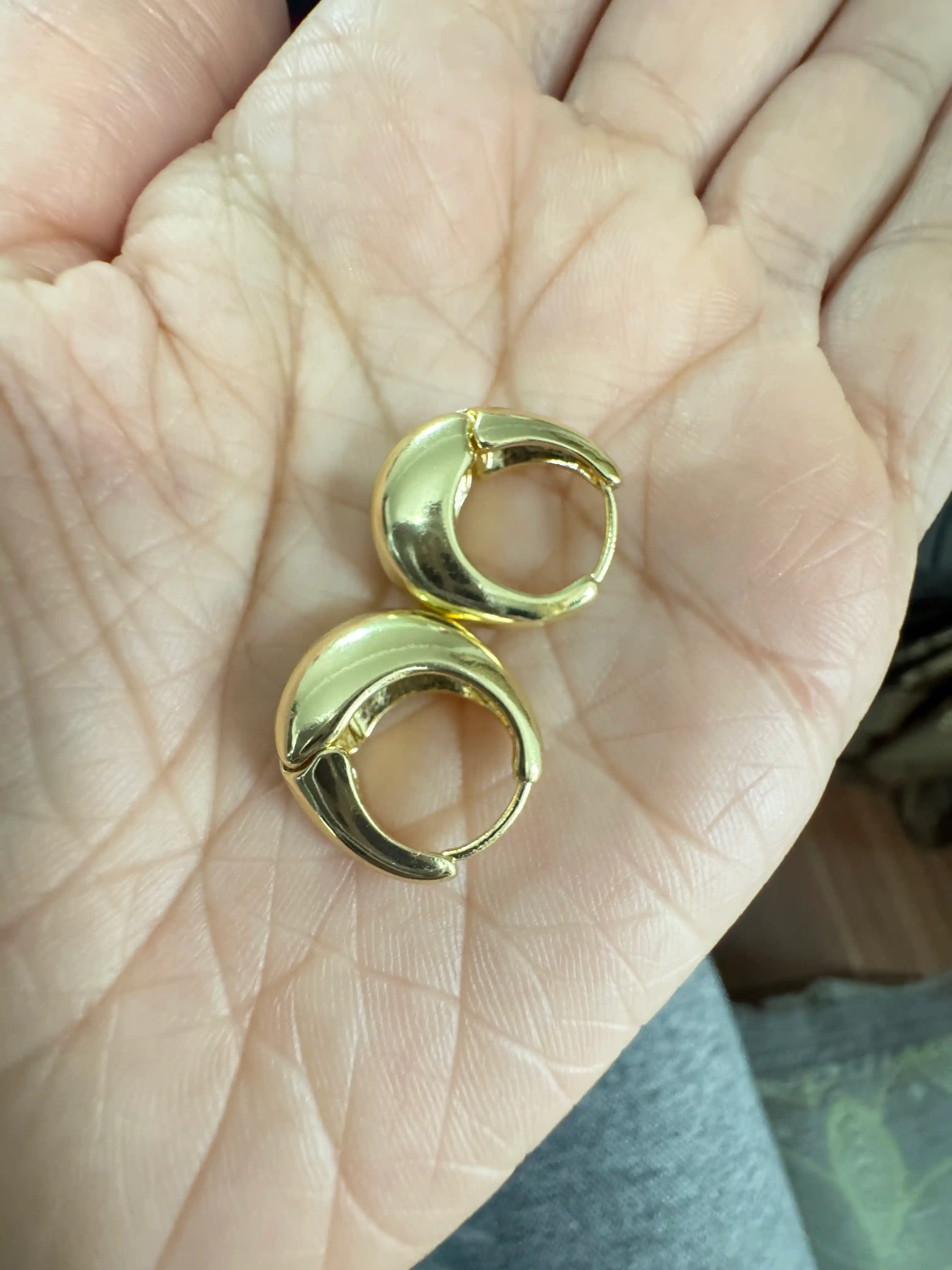 Серьги кольца, круглые, конго серебрянного, золотого, красных цветов