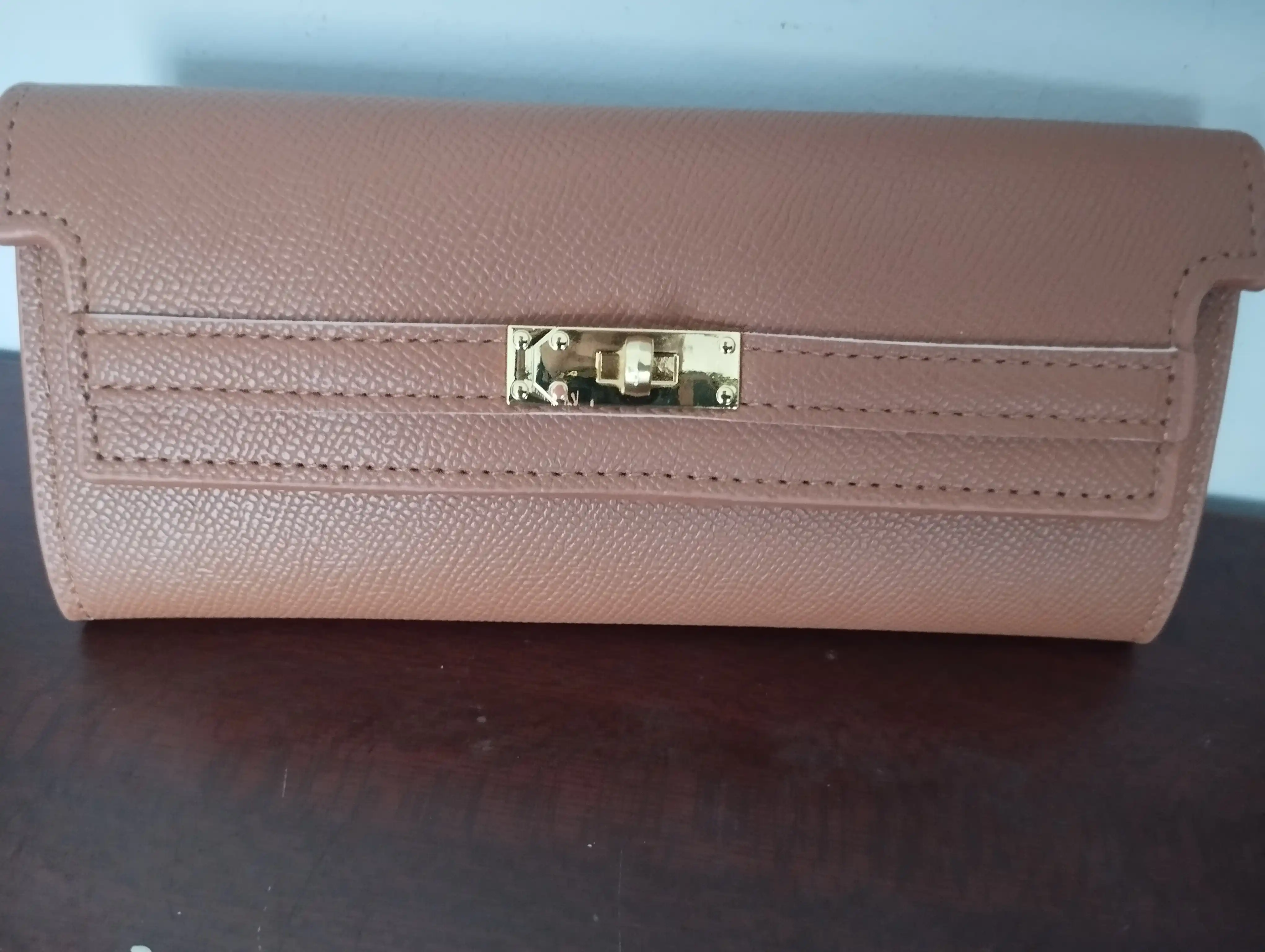 Ayollar hamyoni, ekocharm, kartalar himoyasi anti-RFID
