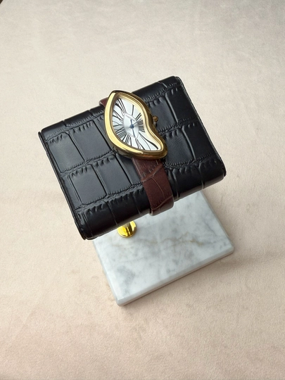 Уникальные и художественно оформленные часы Cartier freeform для женщин — MARIAMS-60W0009-КОРИЧН