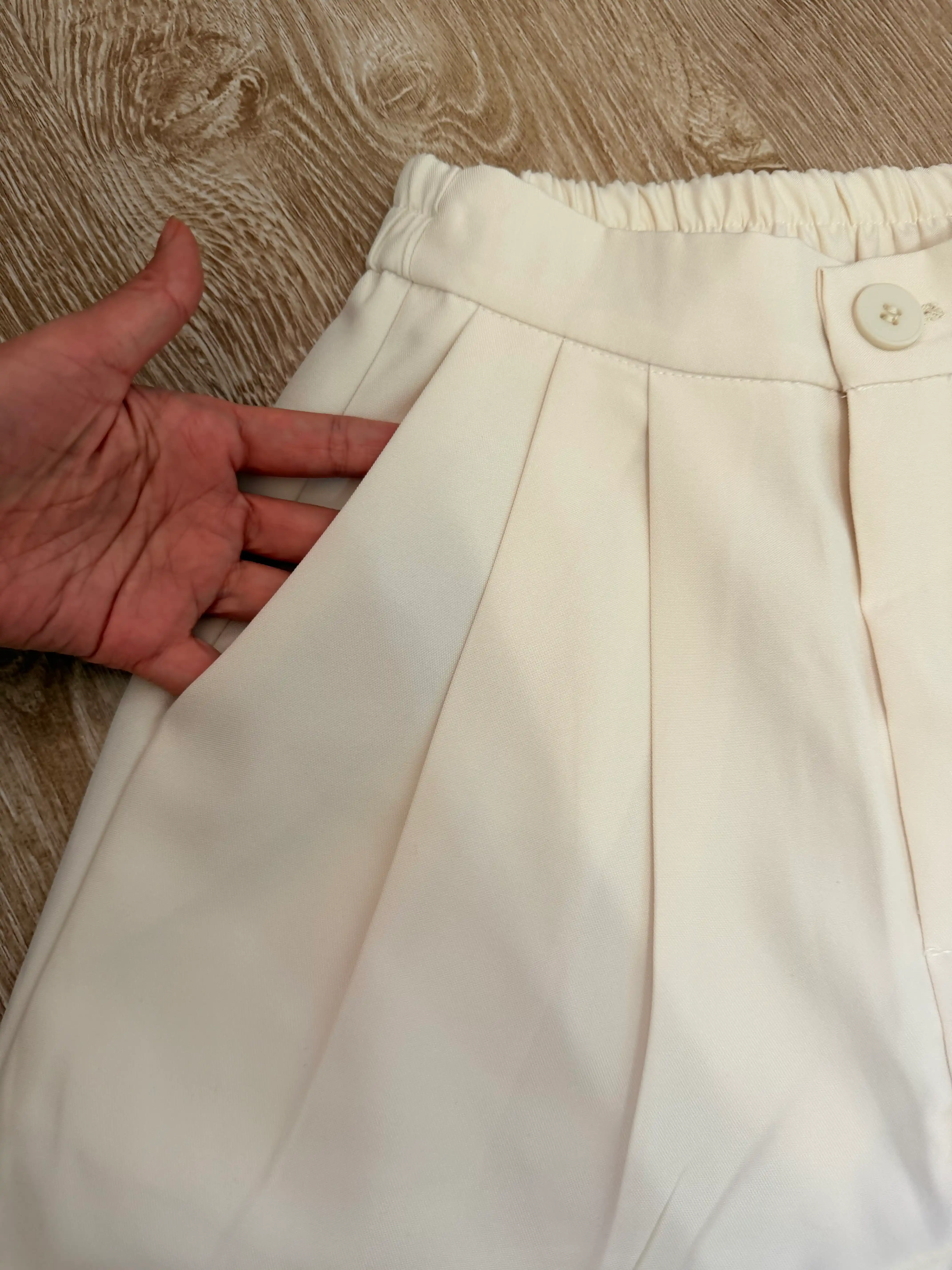 Ayollar klassik kostyumi, ikki qator tugmali pidjak va shim — ELLY FASHION