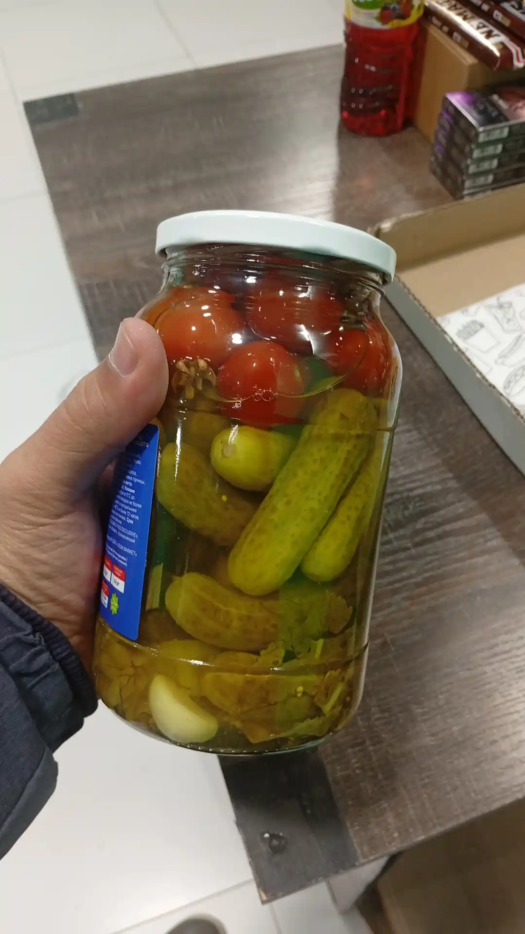 Маринованные огурцы и помидоры Oila Tanlovi, 1000 мл