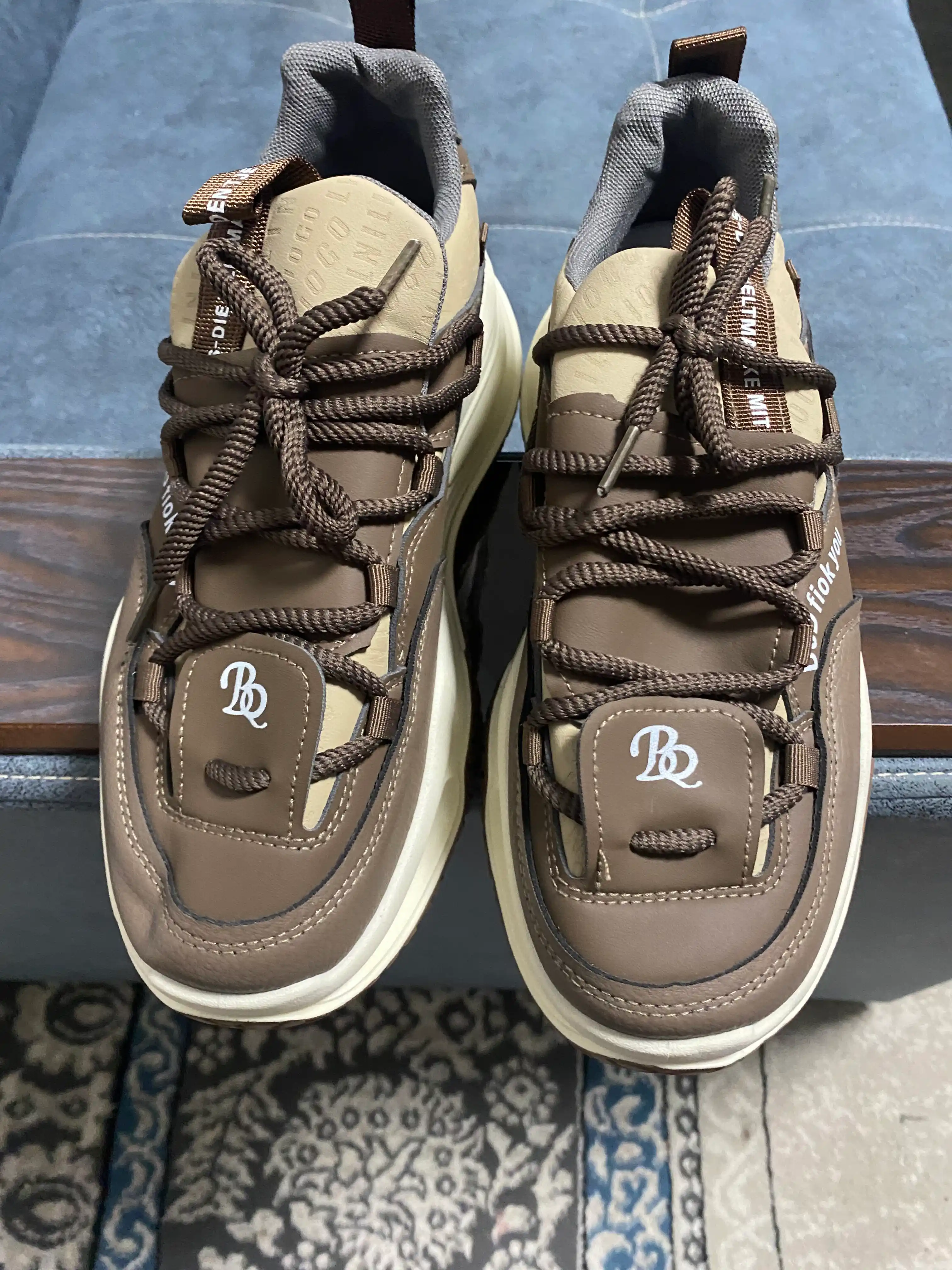 Весенне-летние мягкие кроссовки