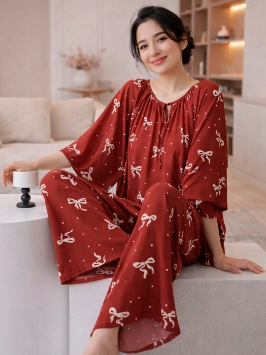 Ayollar uchun uy kiyim (pijama to‘plam) erkin fason va maksimal qulaylik asosida (dvoyka)