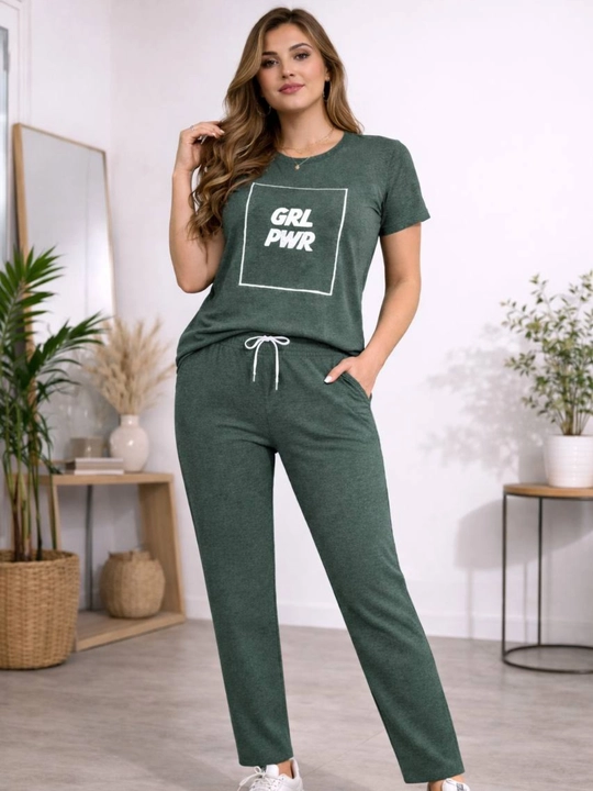Moda ayollar to'plami - 