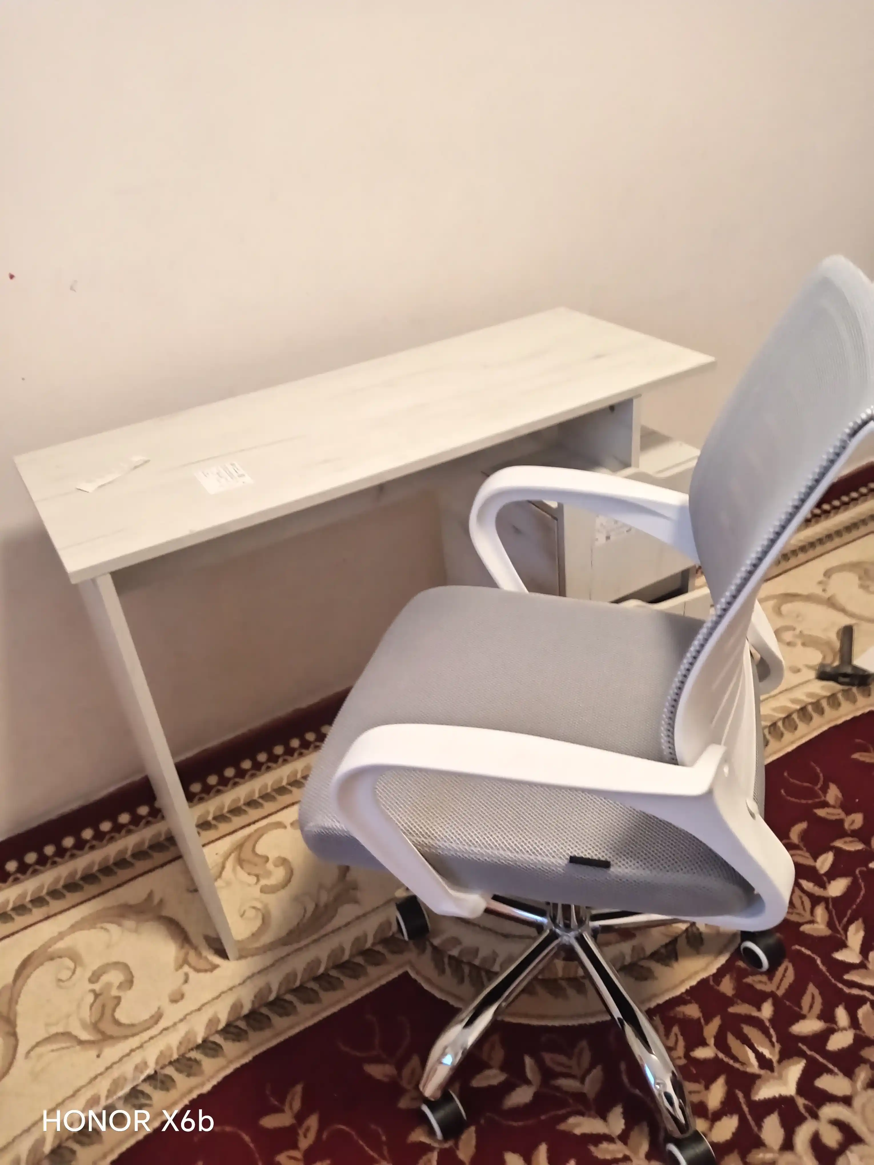 Ofis va kompyuter kreslosi TASK, setka, tebranadigan kreslo, kreslolar, ergonomik kreslo