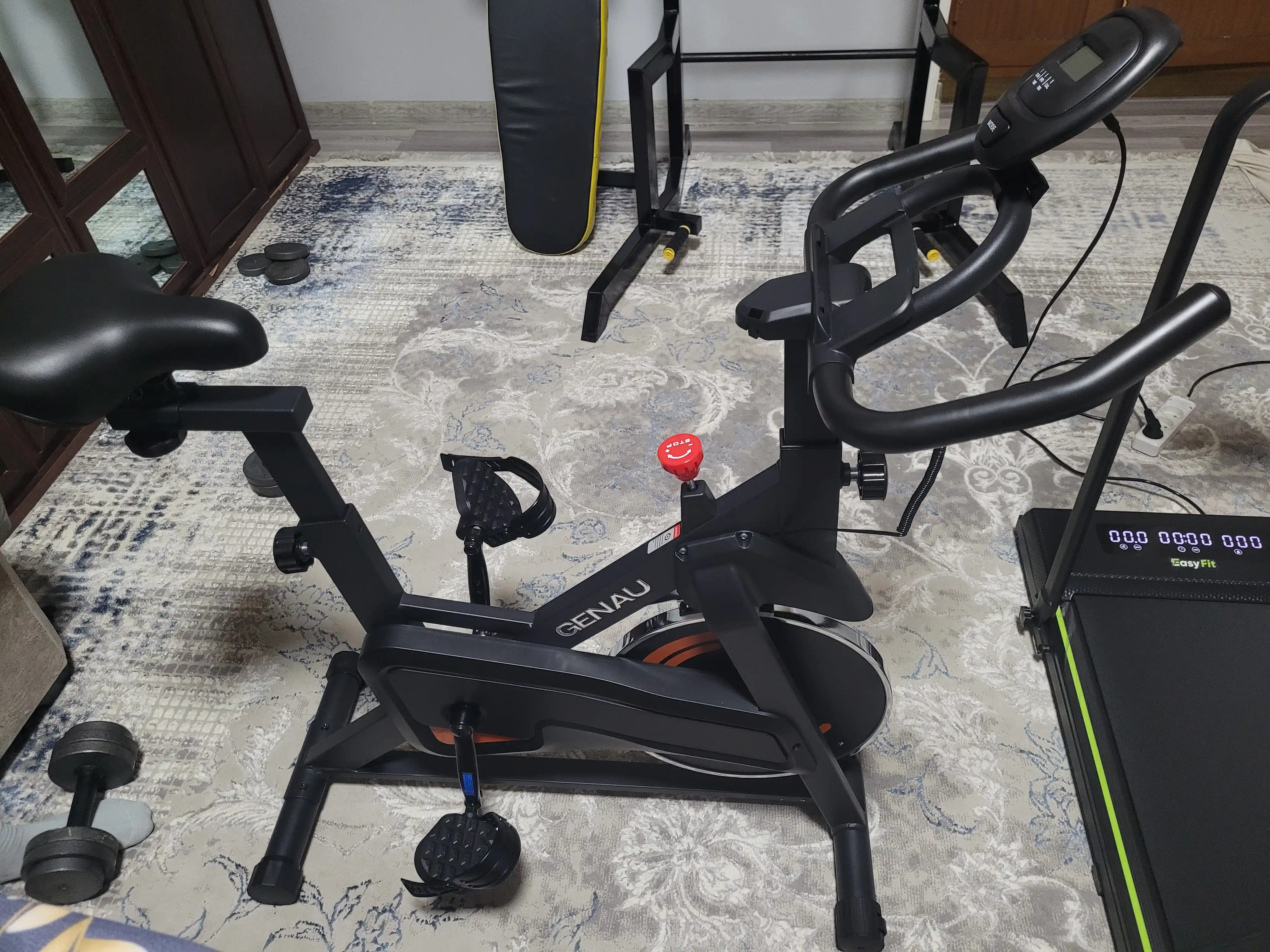 Велотренажер Genau Spin Bike W101, маховик 8 кг, максимальный вес 120 кг *SB1-05A