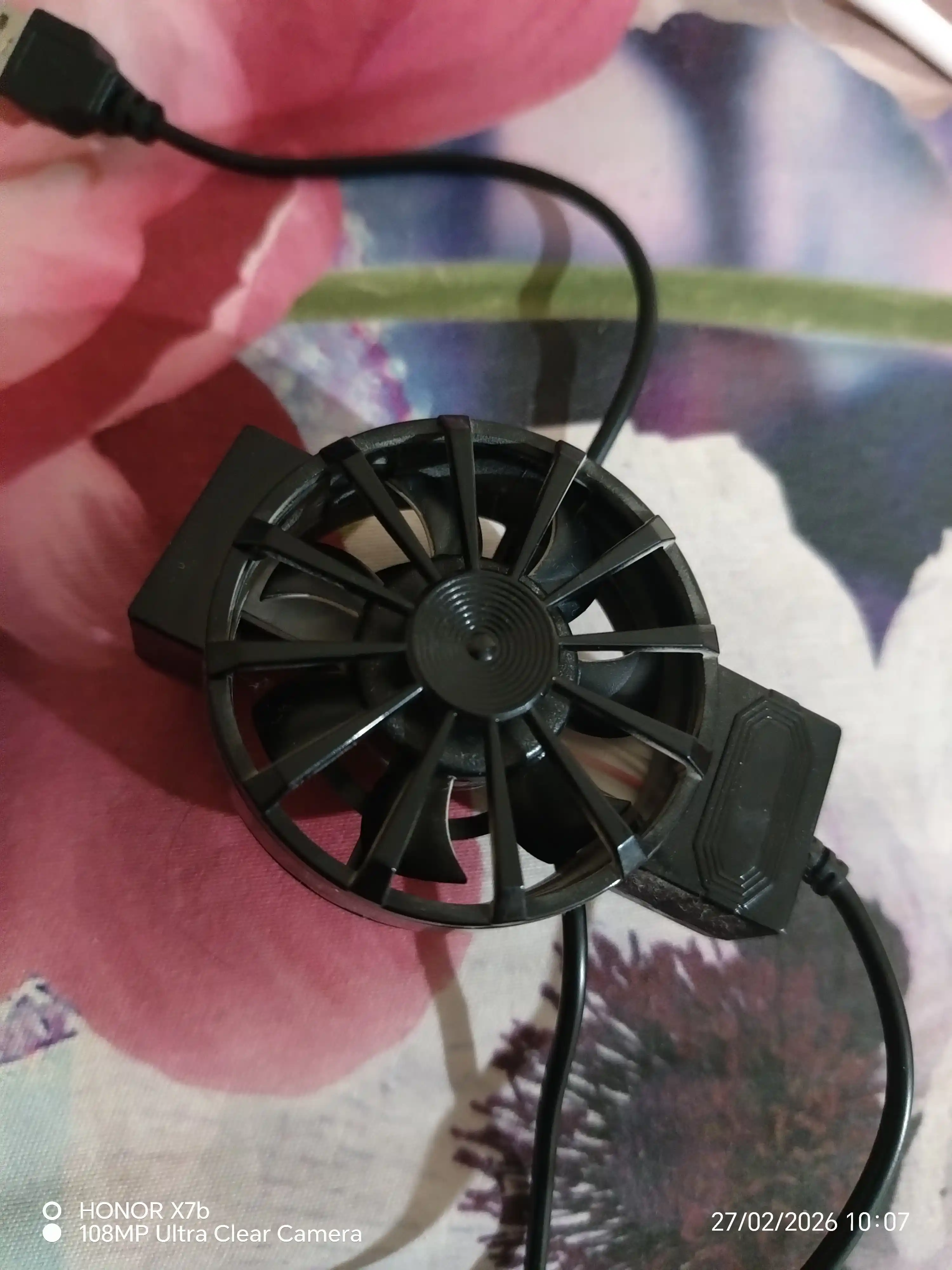 Telefon sovutgichi, PUBG va o'yinlar uchun kuler, muzlatadi -0, -15 avto